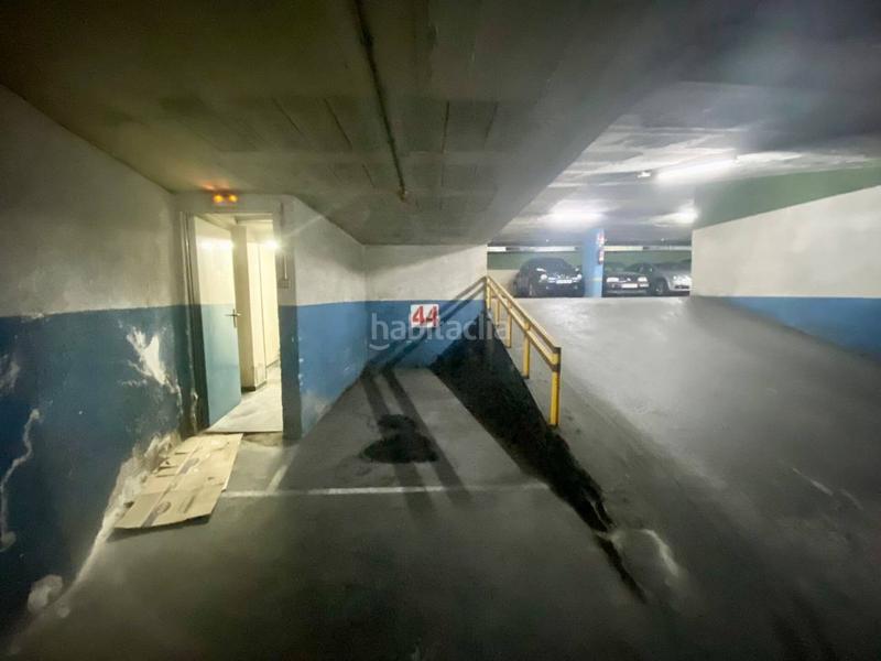 Foto 5649166c-d82e-49a2-9ad9-8d83a185ec41. Posto auto in Centre Badalona