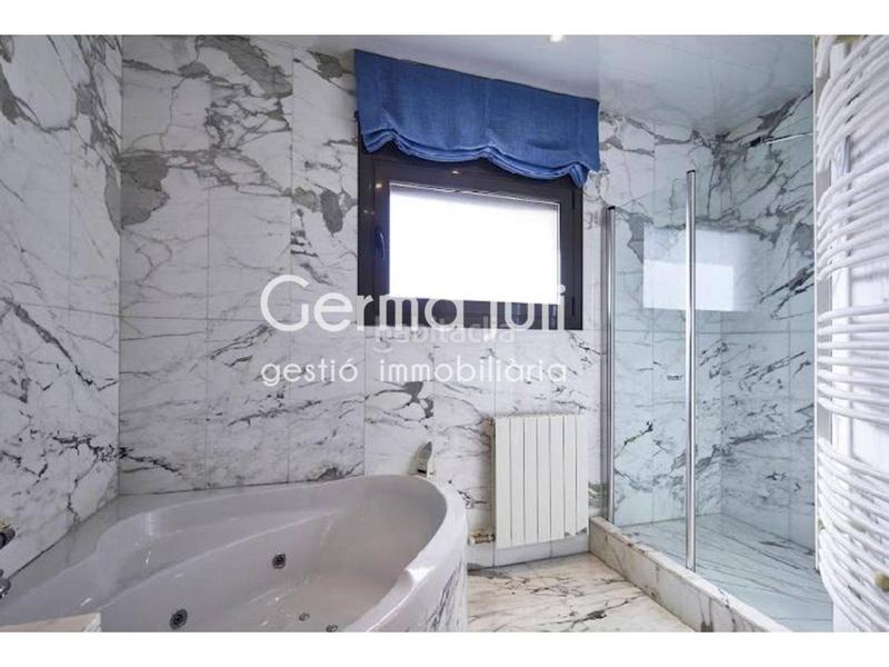 Foto 35b00613-4825-4912-86f1-7b5af18d7e4c. Haus mit heizung parking pool in Mas Ram Badalona