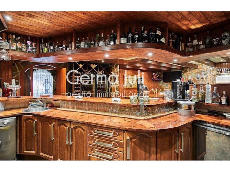 Foto 42e280d8-b4b6-4f1a-ba10-ca7af2bf6c87. Haus mit heizung parking pool in Mas Ram Badalona