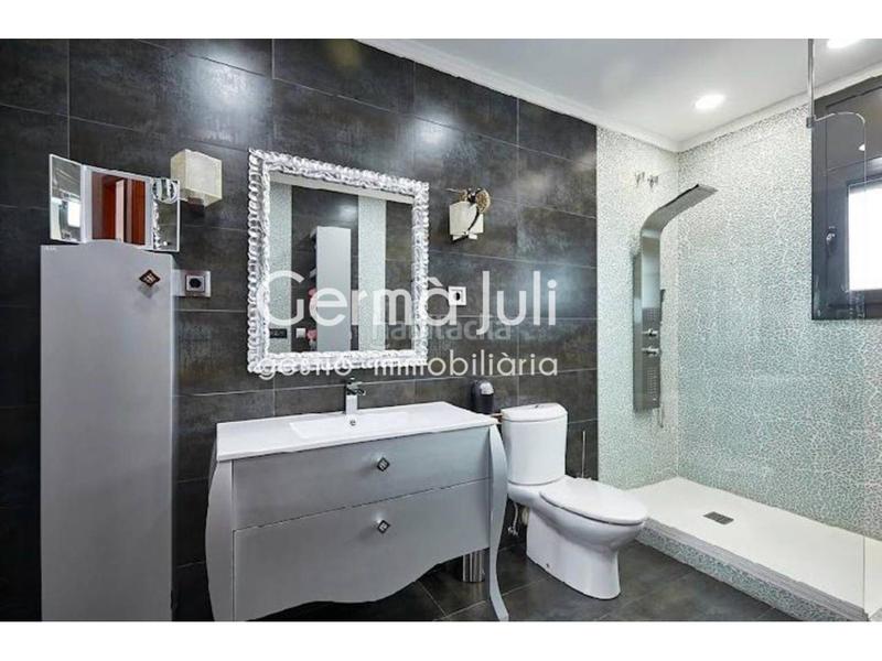 Foto 78b6a12f-f7ad-47b9-aa77-ba4327937b42. Haus mit heizung parking pool in Mas Ram Badalona