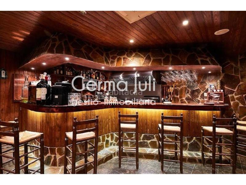 Foto 93a16038-2811-40a3-b041-6a2a01197175. Haus mit heizung parking pool in Mas Ram Badalona