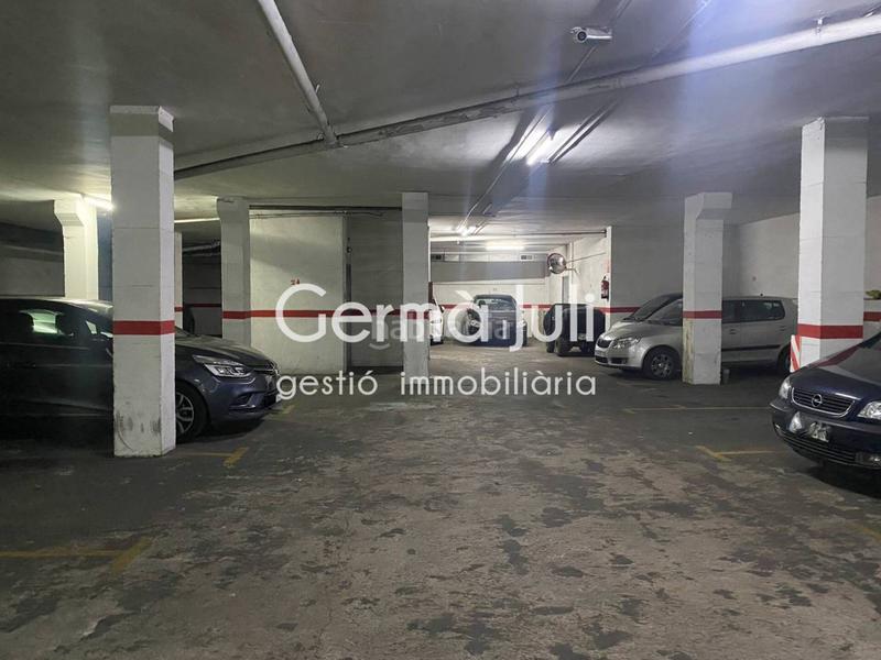 Foto 6e6fcd98-7250-4af7-9cb5-10536328b358. Car parking in Centre Badalona