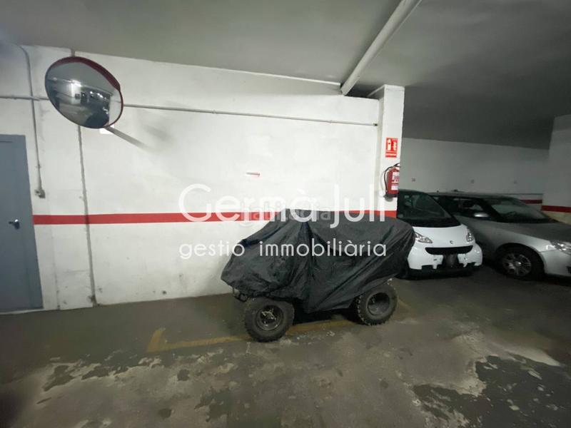 Foto 7d32fc16-ecd8-49b6-aa8f-29844dc5bceb. Car parking in Centre Badalona