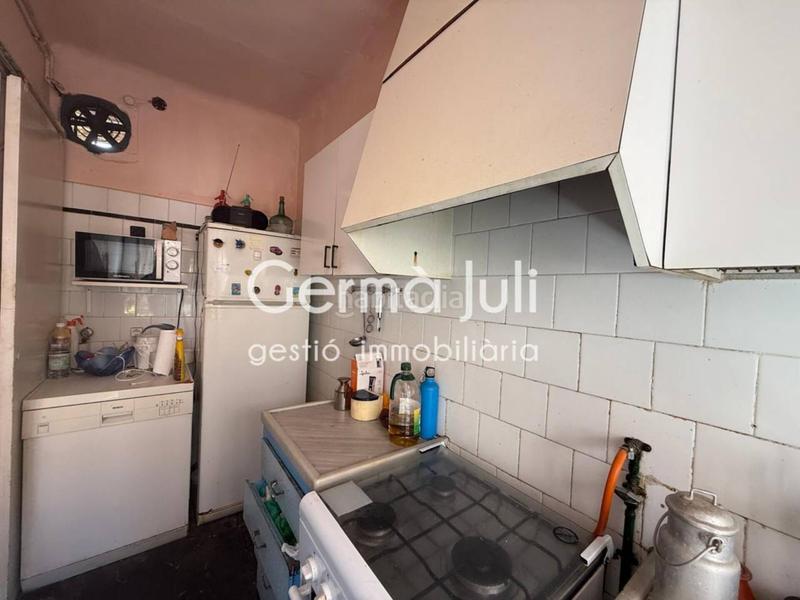 Foto b16a7254-1051-4898-9555-397b94bf0228. Haus mit parking in Casagemes Badalona