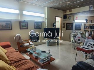 Loft a Casagemes. Loft en el centro cerca parque can solei