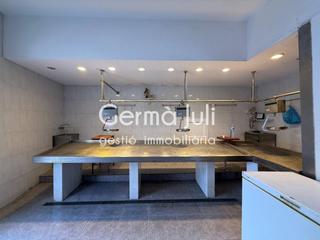 Lloguer Local Comercial a Centre. Local en alquiler en centre08911