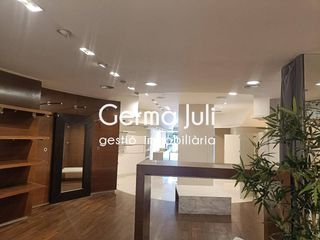 Lloguer Local Comercial a Calle francesc layret 199. Local en alquiler en centre08911