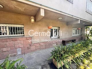 Location Appartement  Calle cruspinera. Bajos en alquiler en tiana