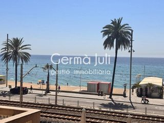 Appartamento in Casagemes. Piso en venta en  centre  badalona