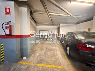 Parking voiture à Centre
