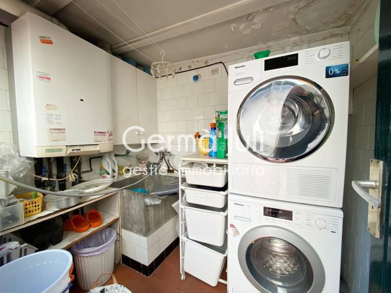Foto 2d0996a0-5e87-4962-9908-55f30a3b0c9f. Casa pareada  en venta en Centre en Centre Badalona