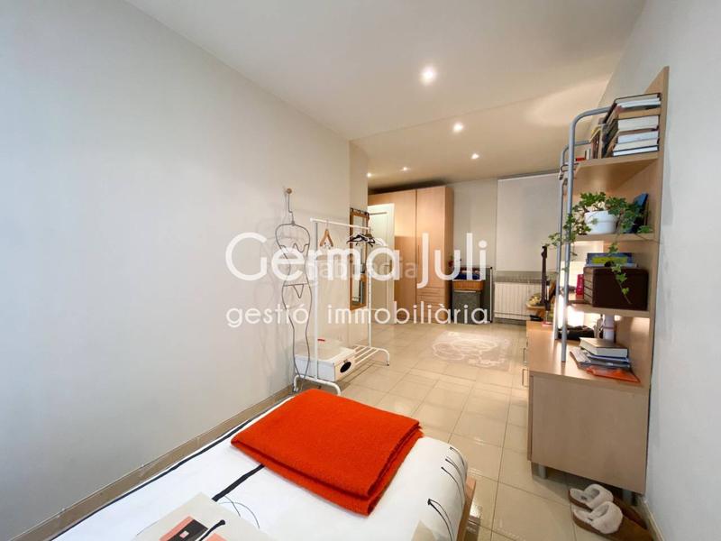 Foto bd1430b3-1e69-4bdf-8286-db70f141ba2c. Casa pareada  en venta en Centre en Centre Badalona