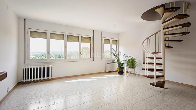 Foto 0edf178b-a51d-45d4-9d02-10fdeed79ef6. Duplex con riscaldamento piscina in Barri Antic Manresa