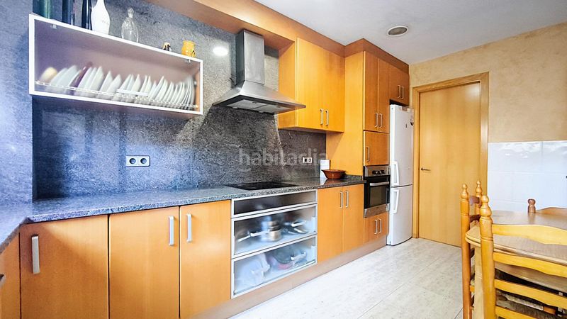 Foto 5597d14d-2421-4730-92b0-70bfa235f41f. Casa pareada casa unifamiliar situada . en Navarcles