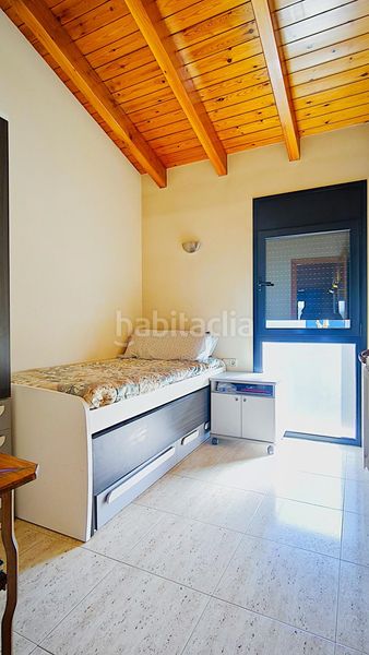 Foto ad2d2981-1744-4d86-8fda-cb72c8654c1d. Casa pareada casa unifamiliar situada . en Navarcles