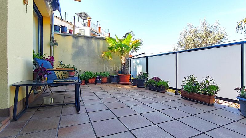 Foto df1756f1-b6ed-499e-bdc7-b8f26f3d85dd. Casa pareada casa unifamiliar situada . en Navarcles