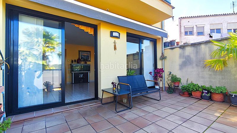 Foto e91c21d2-c78f-44fb-8afc-37ba87fd4dd6. Casa pareada casa unifamiliar situada . en Navarcles