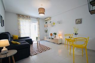 Etagenwohnung in Avenida Habaneras - Curva de Palangre. Apartamento coqueto y  luminoso de 1 dormitorio a 700 m de la pl