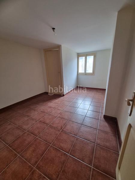 Foto 49d49372-35a0-4661-bd46-50154d9222dc. Casa a carrer d'isabel 12 a Móra d´Ebre