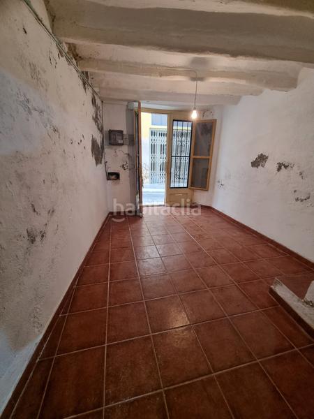Foto f3311d4e-4c8b-4d4e-9a96-4aef255202e1. Casa a carrer d'isabel 12 a Móra d´Ebre