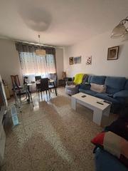 Pis a Móra d´Ebre. Piso en mora