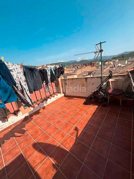 Foto 3ae35f59-cbee-419a-8fa7-8cc9cea523c3. Casa a carrer de lluch 9 a Falset