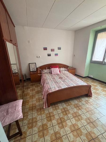 Foto 54d57278-c140-465c-a201-22f8e283bffb. Casa adosada en Guiamets (Els)