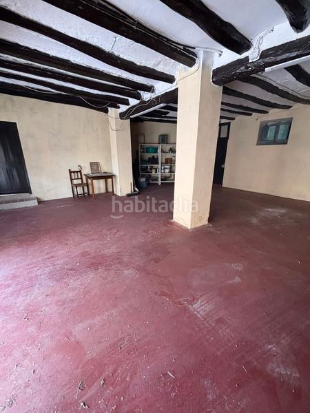 Foto b204d475-eb5d-484d-a3e3-434720eedb2f. Casa adosada en Guiamets (Els)