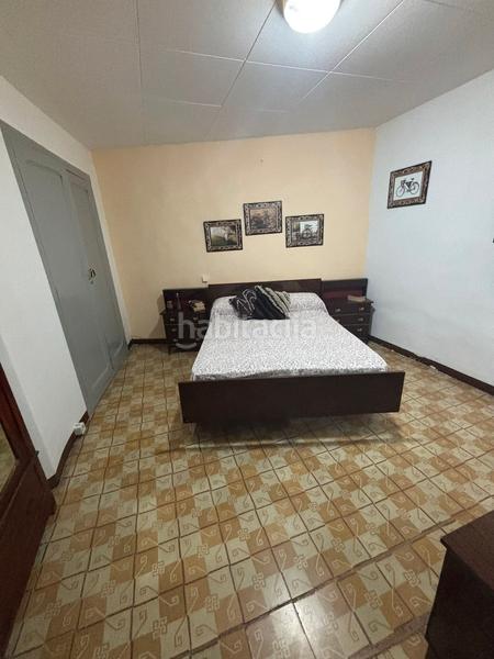 Foto d7c88516-f847-4cc8-831f-2708eda129f4. Reihenhaus mit parking in Guiamets (Els)