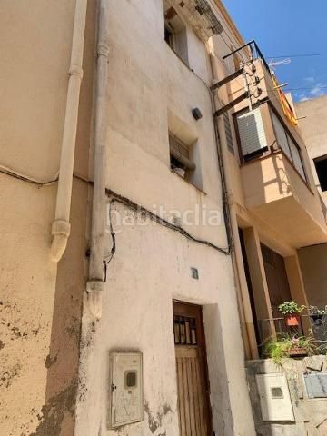 Foto 758727d7-c9c5-494c-bbae-6efd5acbe514. Casa a travessera de dalt 3 a Garcia