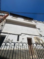Casa  Carrer castell 26