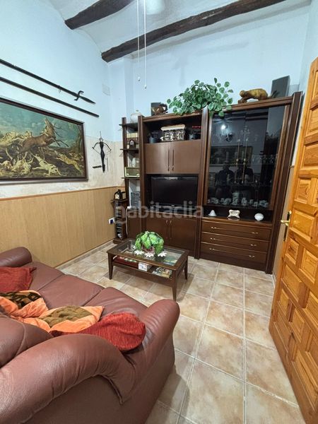 Foto b971f00f-fe07-4bc2-9cf1-3975bddcedd6. Casa amb calefacció a Benissanet