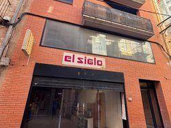 Business premise in Carrer de santa madrona 13
