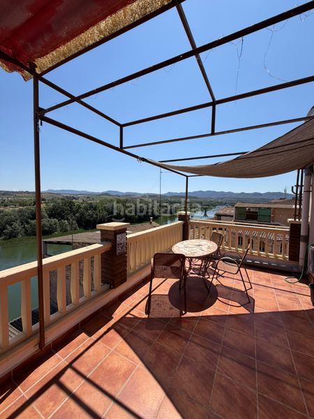 Foto b063bc7f-9e29-4683-81cf-330aaf8a11c9. Casa amb calefacció a Móra d´Ebre
