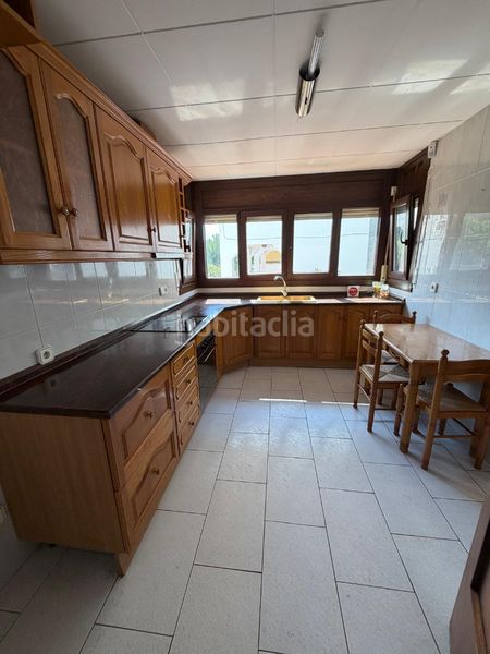 Foto f4106abb-d4f0-4483-bb7a-14d36dc78a4e. Xalet amb calefacció aparcament a Móra la Nova