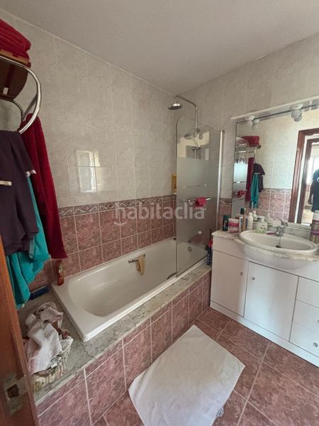 Foto bd2e12f0-990c-4ca6-a8b9-f8133b664bf3. Masia amb aparcament piscina a Ginestar