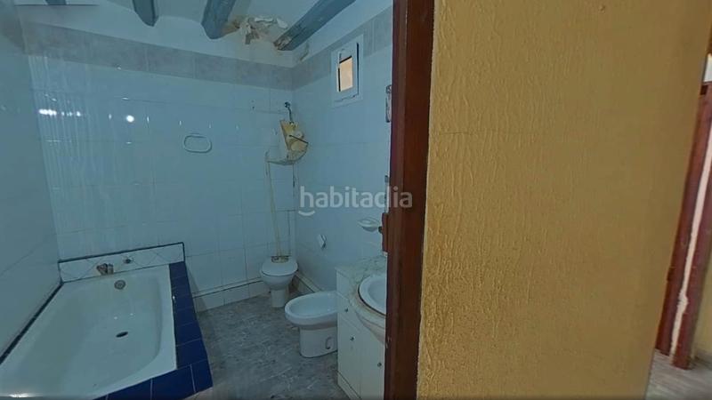 Foto 9fb9bd05-b96a-4f5d-b04d-ced98bb570d2. Casa adosada en Valls