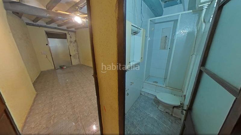 Foto d280e5b2-29c1-42c8-a80e-5f0a1ff8592f. Casa adosada en Valls