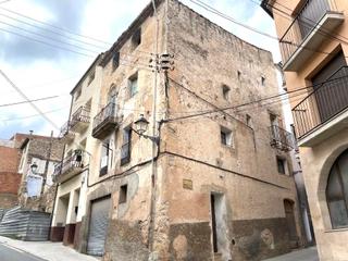 Casa a Carrer del mercat 12. Casa en tivissa