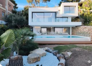 Chalet  Carrer gironès. Chalet nueva construccion