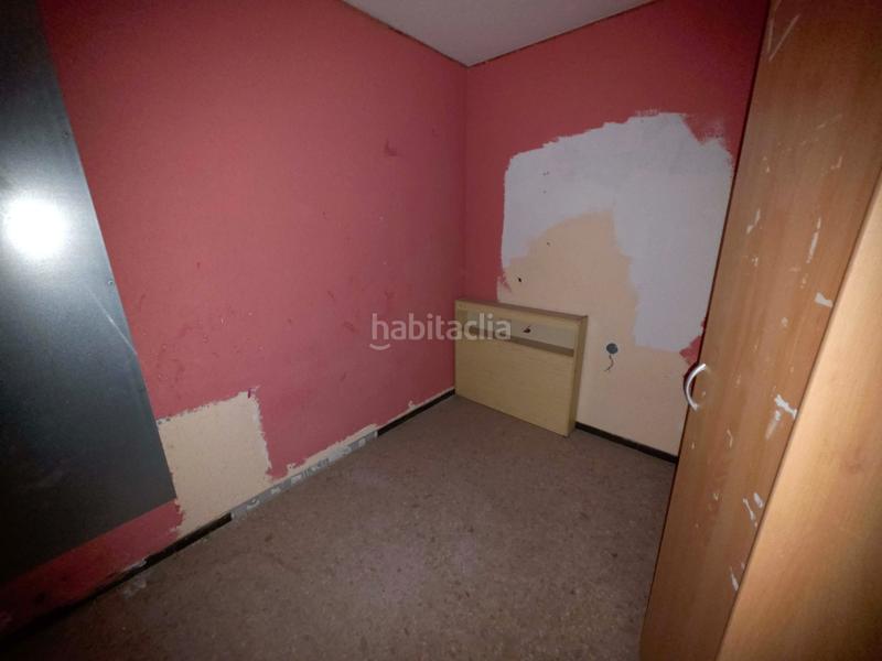 Foto 4319ef35-c1d9-468a-8f77-dd0975eaa1bd. Piso en camí de centcelles 2 piso en constanti en Constantí