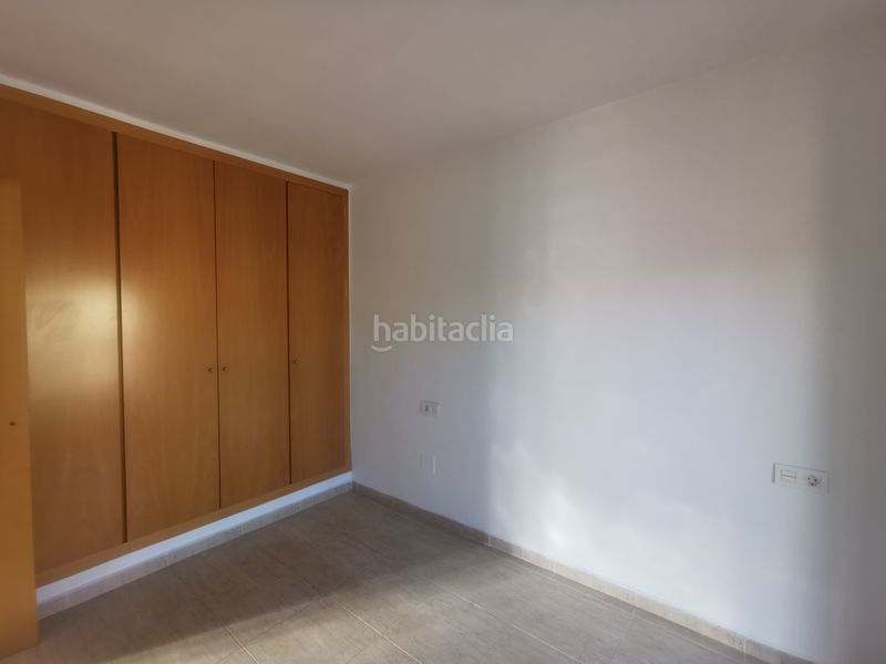 Foto 1be1ef07-0a52-49d7-9d10-b28156083532. Casa adosada en carrer de josep maria de sagarra 7 chalet en urbanizacion solemio en Mont-roig del Camp