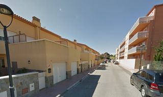 Casa a schiera  Carrer dels solans. Casa adosada en perafort
