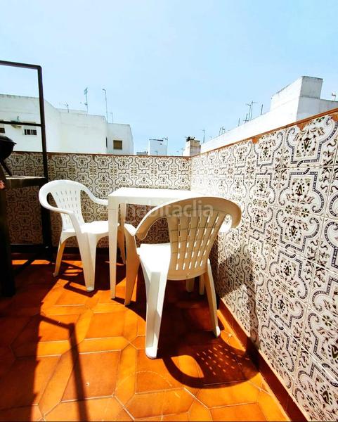 Foto 6b938ca0-a869-4c87-a291-71953e2a01da. Piso en paseo de los reyes 18 venta de piso céntrico más local comercial en Isla Cristina