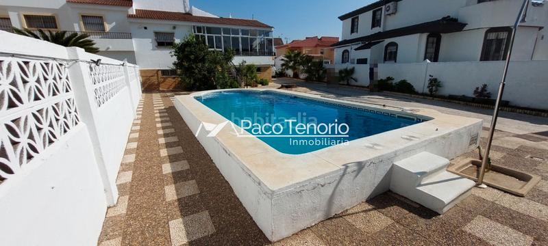 Foto edb7fba9-db27-4b81-8bb7-8ed322adc642. Chalet in avenida del terrón 3 in La Antilla