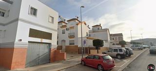 Aparcament cotxe a Calle playa de los enebrales 22. Venta plazas de garaje en lepe