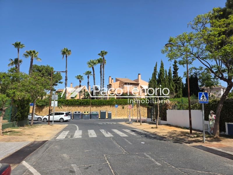 Foto 5ba531f4-582c-43d6-9555-b6de67494de2. Casa adossada a paseo del golf 2 a Islantilla golf Islantilla