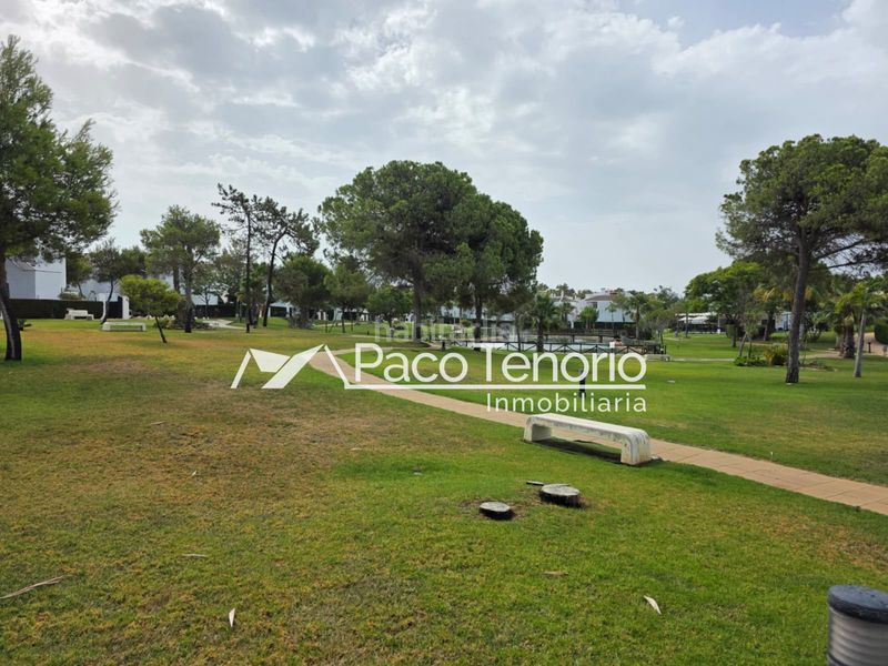 Foto f57b070b-7110-4638-9507-699eb0627317. Pis a avenida del deporte 4 a Islantilla golf Islantilla