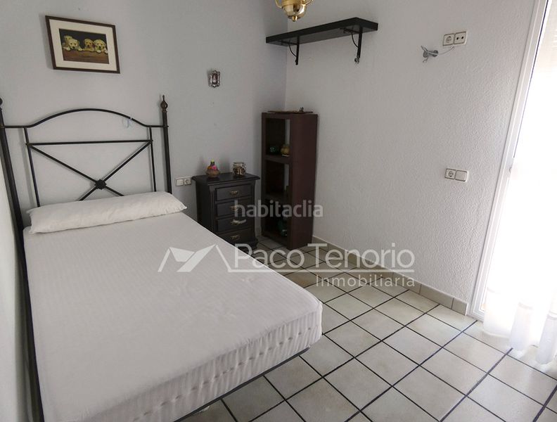 Foto b0a2dcf9-e99a-4b1a-96f5-921e74783f21. Casa adossada amb aparcament a La Antilla