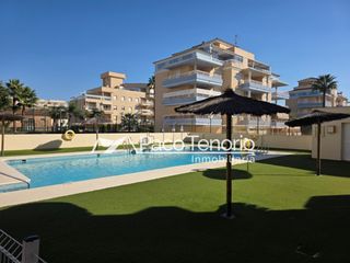 Flat  Calle rosa de los vientos 28. Piso los corales en la antilla, con piscina y garaje.